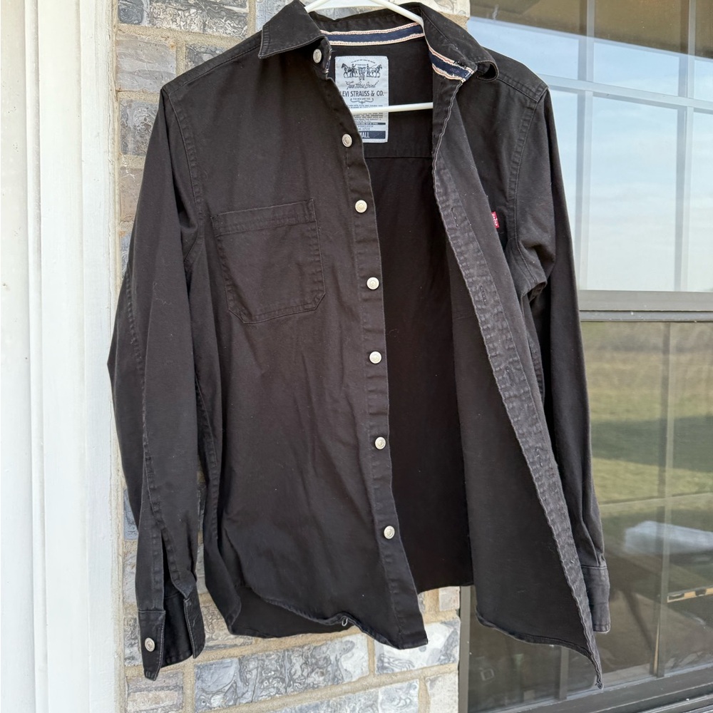 Vintage Levi’s Black Button-Up Shirt